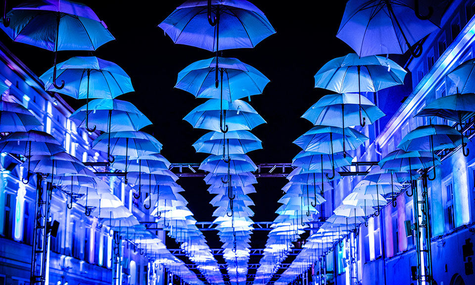 cropped-jakub-jacobsky-219899-unsplash-x.jpg